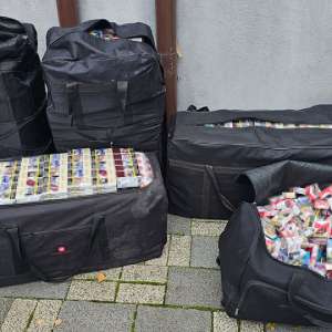 Peste 288.000 de țigarete scoase din circuitul ilegal al produselor accizabile de polițiștii de frontieră din Giurgiu