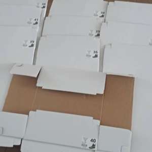 Articole vestimentare și încălțăminte susceptibile a fi contrafăcute, în valoare de aproximativ 640.000 de lei, confiscate de către poliţiştii de frontieră la Mangalia