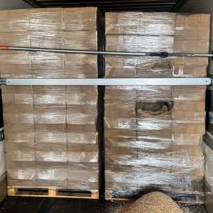 Țigări în valoare de 6,7 milioane de lei, descoperite într-un ansamblu rutier