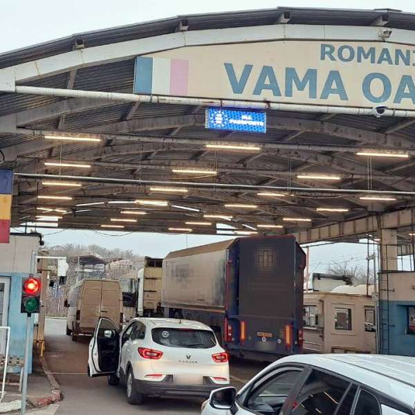 Asigurare tip carte verde falsă descoperită în PTF Oancea