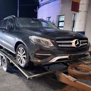 Autoturism furat din Italia descoperit în PTF Oancea