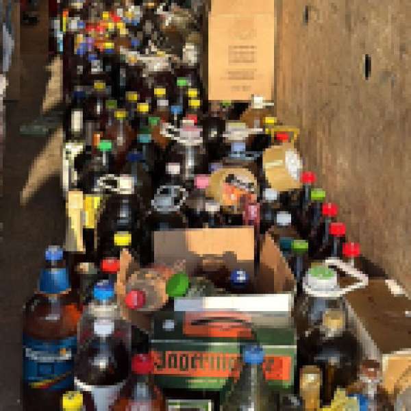 „Surprize” la control: alcool în valoare de aproximativ 6.000 de lei descoperit în bagaje