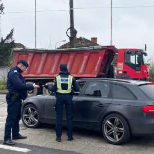 Peste 1.100 de persoane verificate în acțiunile desfășurate de polițiștii de frontieră sătmăreni