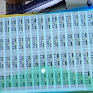 Parfumuri susceptibile a fi contrafăcute, în valoare de aproximativ 200.000 de lei, descoperite de către poliţiştii de frontieră de la SPF Diosig