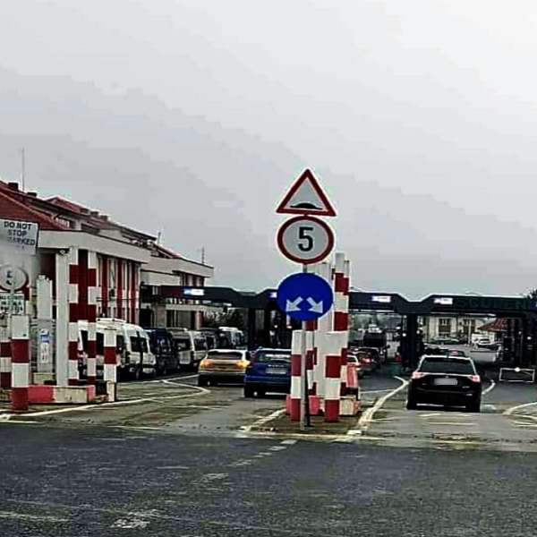 Bărbat depistat la volanul unui autoturism, deşi avea dreptul de a conduce suspendat