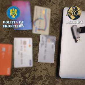 Percheziţii domiciliare într-o cauză privind săvârşirea infracţiunilor de spălare a banilor şi complicitate la infracţionaliatea de spălare a banilor