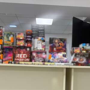 Polițiștii de frontieră bihoreni au descoperit și confiscat zeci de cutii cu articole pirotehnice fără autorizație