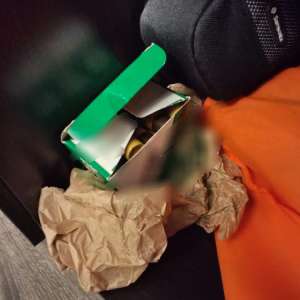 Percheziții domiciliare pentru trafic de droguri de risc şi de mare risc - trei inculpați reținuți