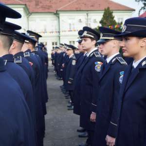 O nouă promoție de absolvenţi se alătură efectivelor Poliţiei de Frontieră Române