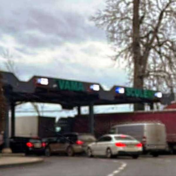 Semiremorcă ne&icirc;nmatriculată, descoperită &icirc;n PTF Sculeni