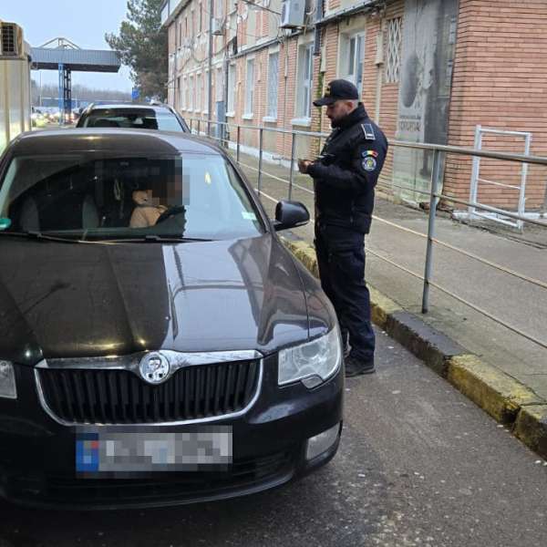 Cercetat penal pentru uz de documente false