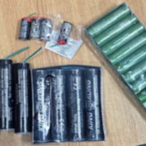 Polițiștii de frontieră gălățeni au descoperit și confiscat mai multe articole pirotehnice fără autorizație