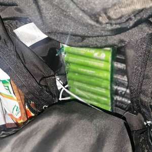 Articole pirotehnice deținute fără autorizație, descoperite și confiscate de polițiștii de frontieră