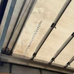 Trei cetățeni irakieni fără documente valabile pentru a călători în spațiul Schengen, depistați de polițiștii de frontieră giurgiuveni