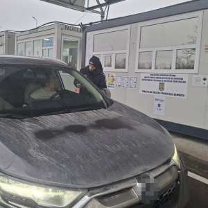 Prețul unui permis de conducere fals – 1000 de euro și un dosar penal