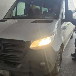 A prezentat la controlul de frontieră un document fals și s-a ales cu un dosar penal