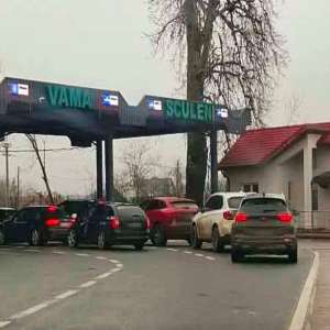 Semiremorcă neînmatriculată, descoperită în PTF Sculeni