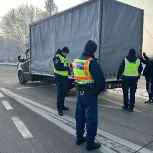 Polițiștii de frontieră sătmăreni continuă acțiunile în cooperare cu autoritățile maghiare