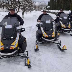 Snowmobile noi pentru supravegherea frontierei montane – dotare modernă prin proiect european la ITPF Sighetu Marmației