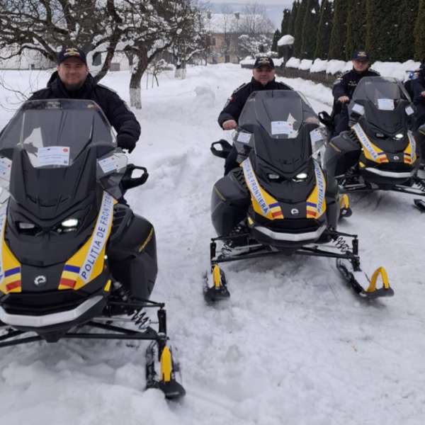 Snowmobile noi pentru supravegherea frontierei montane - dotare modernă prin proiect european la ITPF Sighetu Marmației