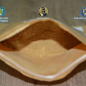 Bărbat arestat preventiv pentru trafic internațional de droguri de risc, depistat în PTF Albița