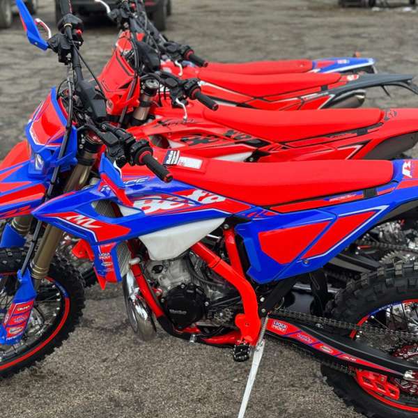 Motociclete în valoare de 30.000 de euro, căutate de autoritățile din Cehia, descoperite de polițiștii de frontieră