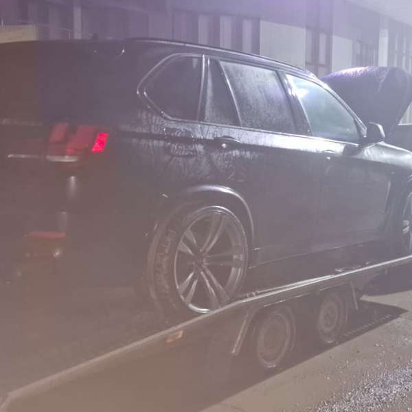 Șase autoturisme furate, estimate la o valoare totală de 2 milioane de lei, descoperite de polițiștii de frontieră