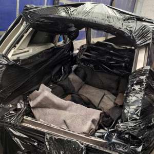 Trei autoturisme furate și dezmembrate, în valoare de aproximativ 320.000 de euro, descoperite de polițiștii de frontieră în Portul Constanța