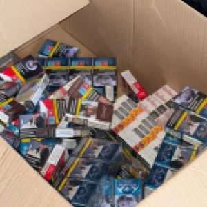 Țigări în valoare de peste 34.000 de lei, descoperite în podeaua unui autoturism