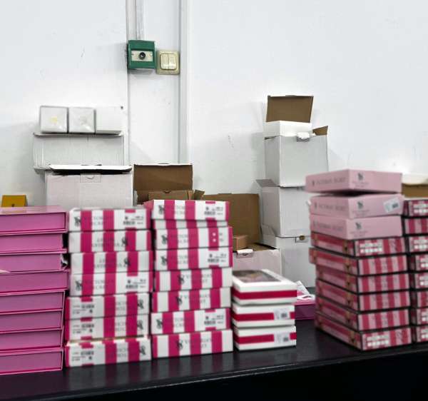 Mărci celebre, sub suspiciune de contrafacere: peste 1.100 de produse depistate la Giurgiu