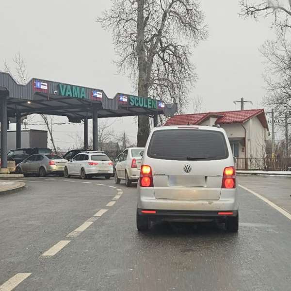 La ieșirea din țară &nbsp;cu dreptul de a conduce suspendat