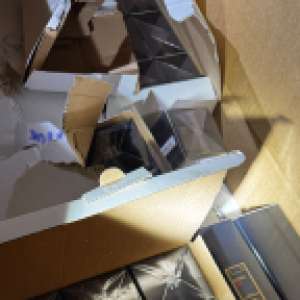 Un camion plin cu parfumuri contrafăcute, în valoare de aproximativ 13 milioane de lei, depistat de polițiștii de frontieră din cadrul ITPF Giurgiu, la Calafat