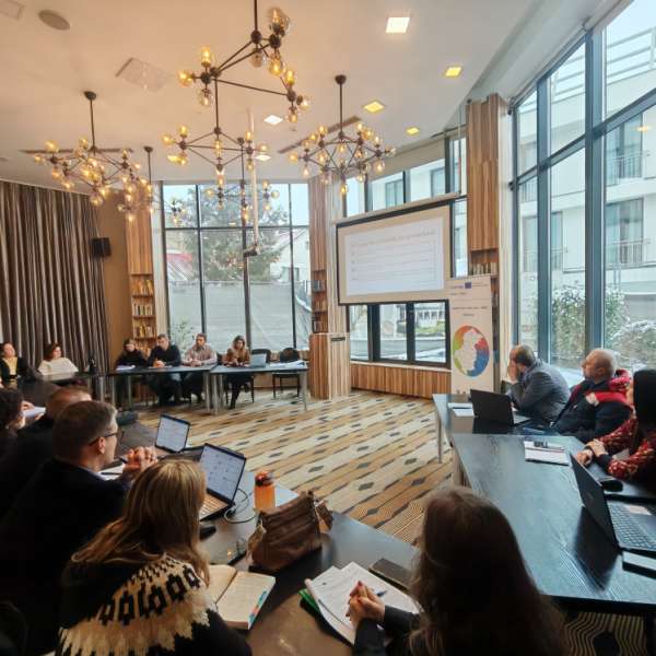 Organizarea celui de-al doilea Workshop pentru elaborarea unui Ghid de conștientizare pentru cetăţeni &icirc;n cadrul proiectului &ldquo;ROHU00634 &ndash; SAFE &ndash; Together for a Safer Area&rdquo;