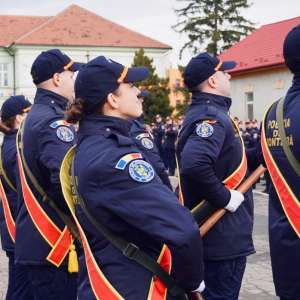 O nouă promoție de elevi a Școlii de Pregătire a Agenților Poliției de Frontieră „Avram Iancu” Oradea a depus jurământul militar, marcând începutul formării lor în Poliția de Frontieră