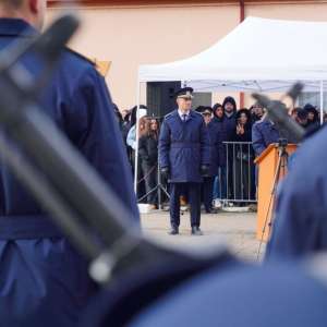 O nouă promoție de elevi a Școlii de Pregătire a Agenților Poliției de Frontieră „Avram Iancu” Oradea a depus jurământul militar, marcând începutul formării lor în Poliția de Frontieră