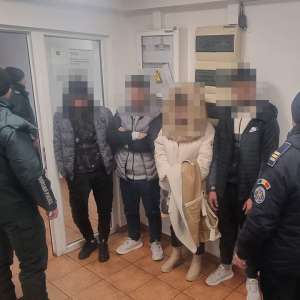 Cetățeni din Maroc fără documnete de călătorie, depistați de polițiștii de frontieră doljeni