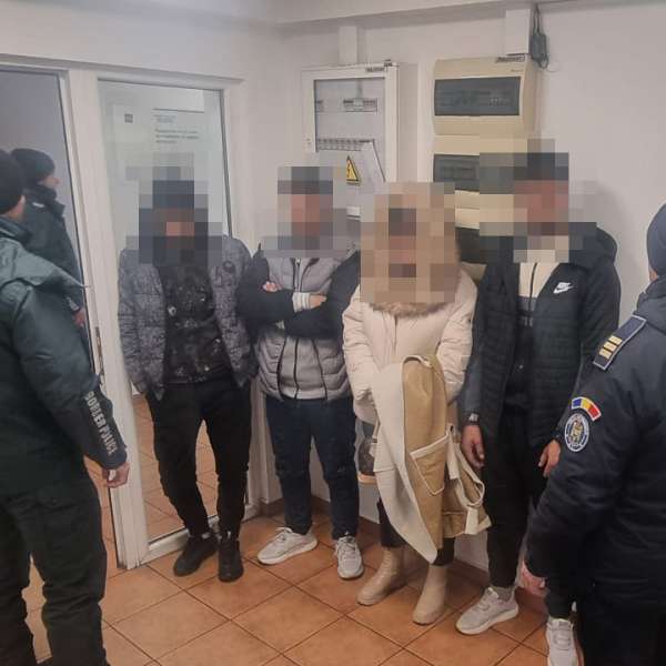 Cetățeni din Maroc fără documnete de călătorie, depistați de polițiștii de frontieră doljeni