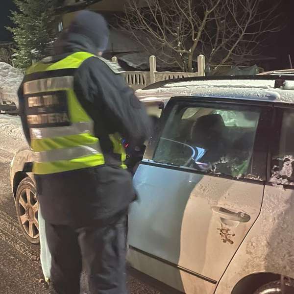 Botoșănean depistat la volan, deşi avea dreptul de a conduce suspendat