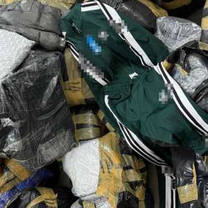 Produse contrafăcute în valoare de peste 1,1 milioane lei, descoperite de polițiștii de frontieră giurgiuveni