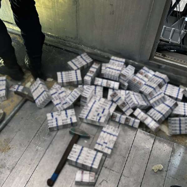 UPDATE: Cetǎțeanul polonez cercetat pentru contrabandă a fost arestat 30 de zile