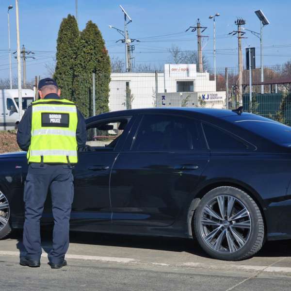 Maramureșean depistat la volan, deși nu avea permis de conducere