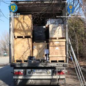 Peste 2.000 de bunuri susceptibile de a fi contrafăcute, în valoare de aproximativ 654.000 lei, descoperite la Calafat