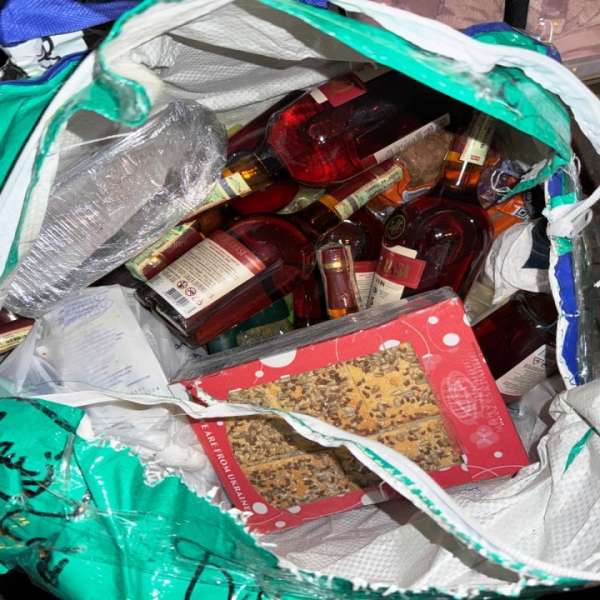 Contrabandă cu băuturi, oprită la St&acirc;nca