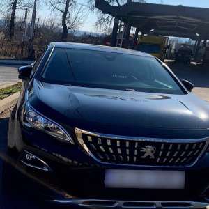 Autoturisme în valoare de peste 230.000 de lei, căutate de autorități, descoperite la Punctul de Frontieră Sculeni