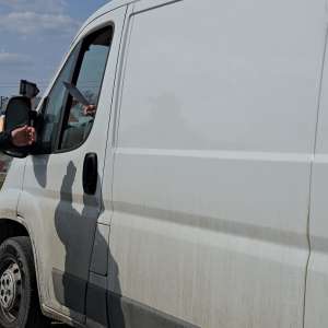 Sexagenar fără drept de a conduce, din motive medicale, descoperit și scos din trafic