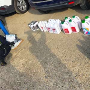 Aproape o tonă de insecticid fără acte, confiscată la Satu Mare; patru persoane cercetate penal