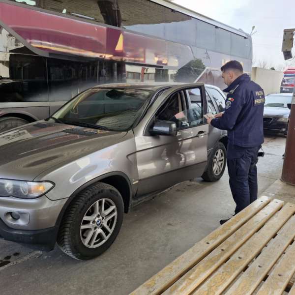 A &icirc;ncercat să iasă din ţară folosind un ITP fals