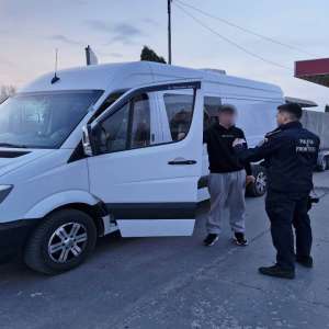 A plătit 200 de euro pentru un permis de conducere fals