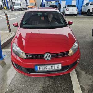 Două autoturisme căutate de autoritățile din Marea Britanie și Germania depistate de polițiștii de frontieră doljeni