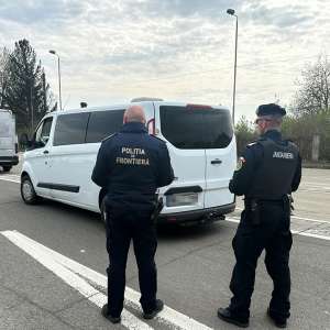 Aproximativ 1.000 de persoane și 500 mijloace de transport verificate, în județul Satu Mare  